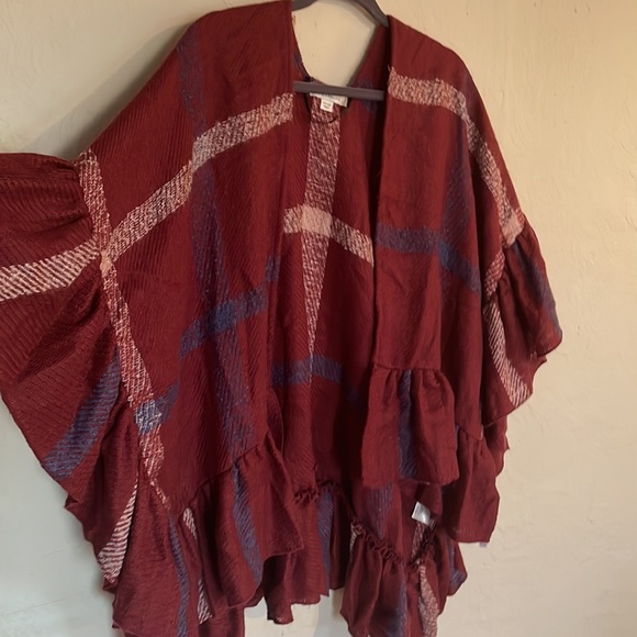 red plaid poncho - Picture 2 of 3